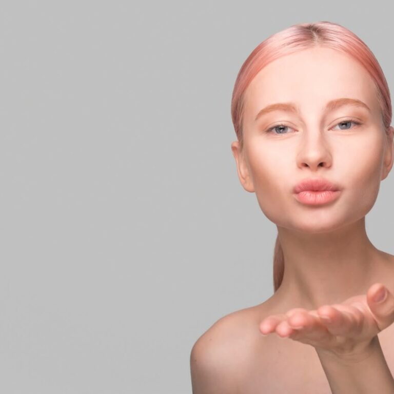skin-care-concept-with-beautiful-woman_23-2148131102